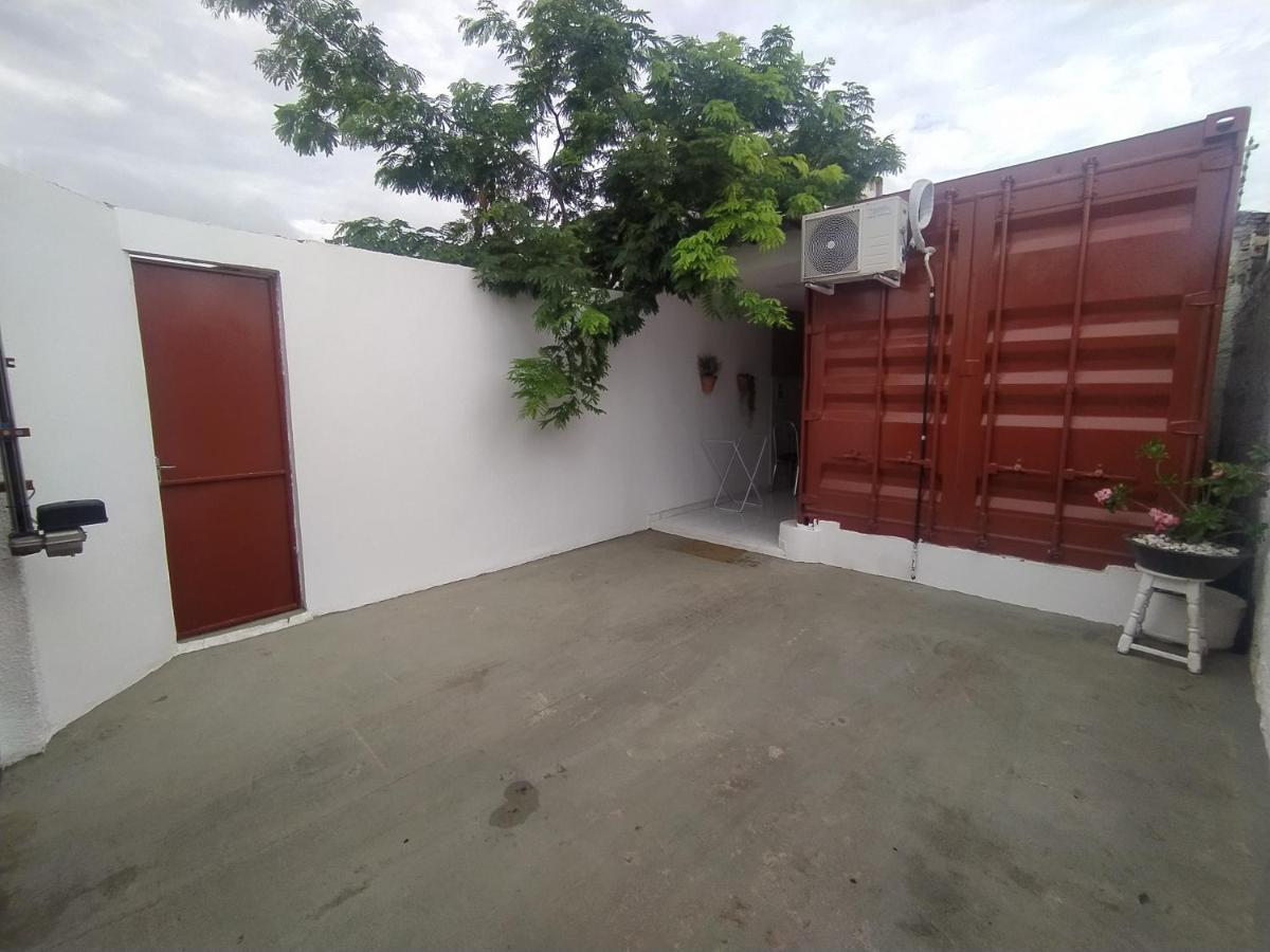 Container Lb Com Garagem Para Carros De Ate 4,5M Boa Vista  Bagian luar foto